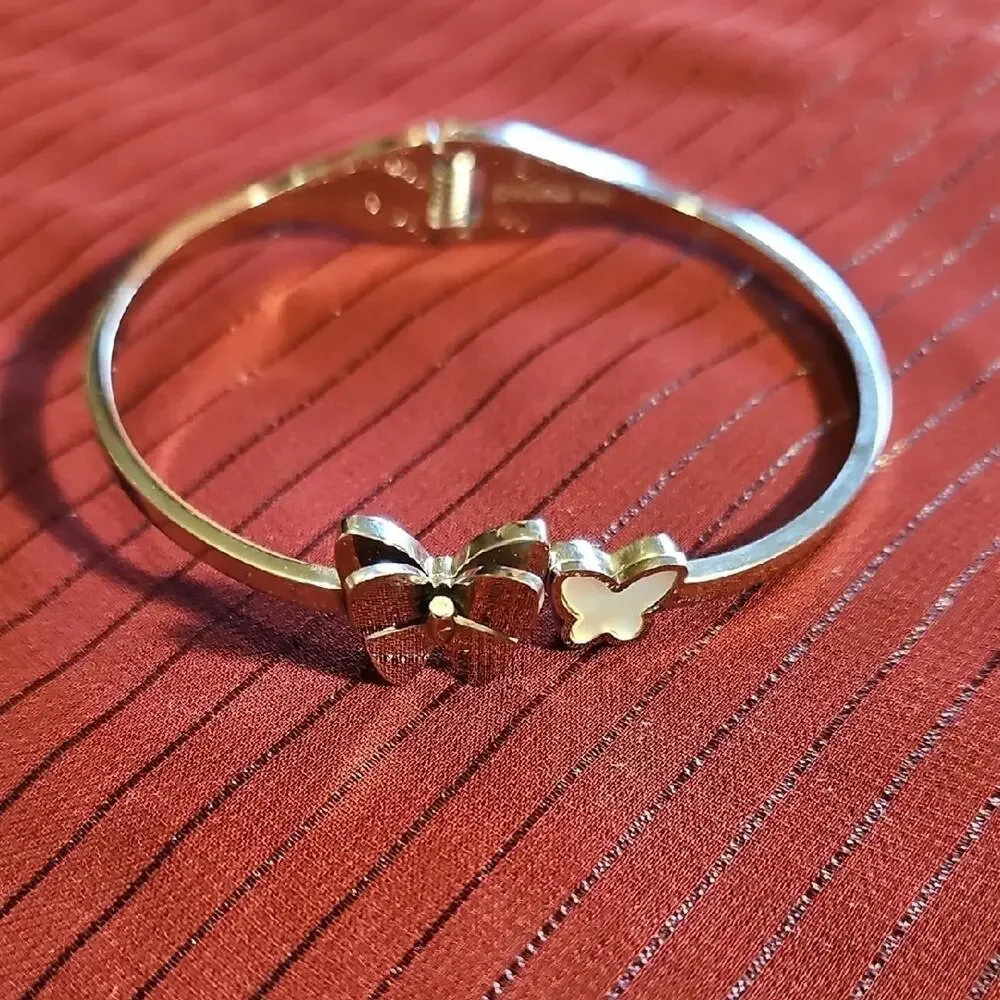 8 Assorted Gold Charm Bracelets